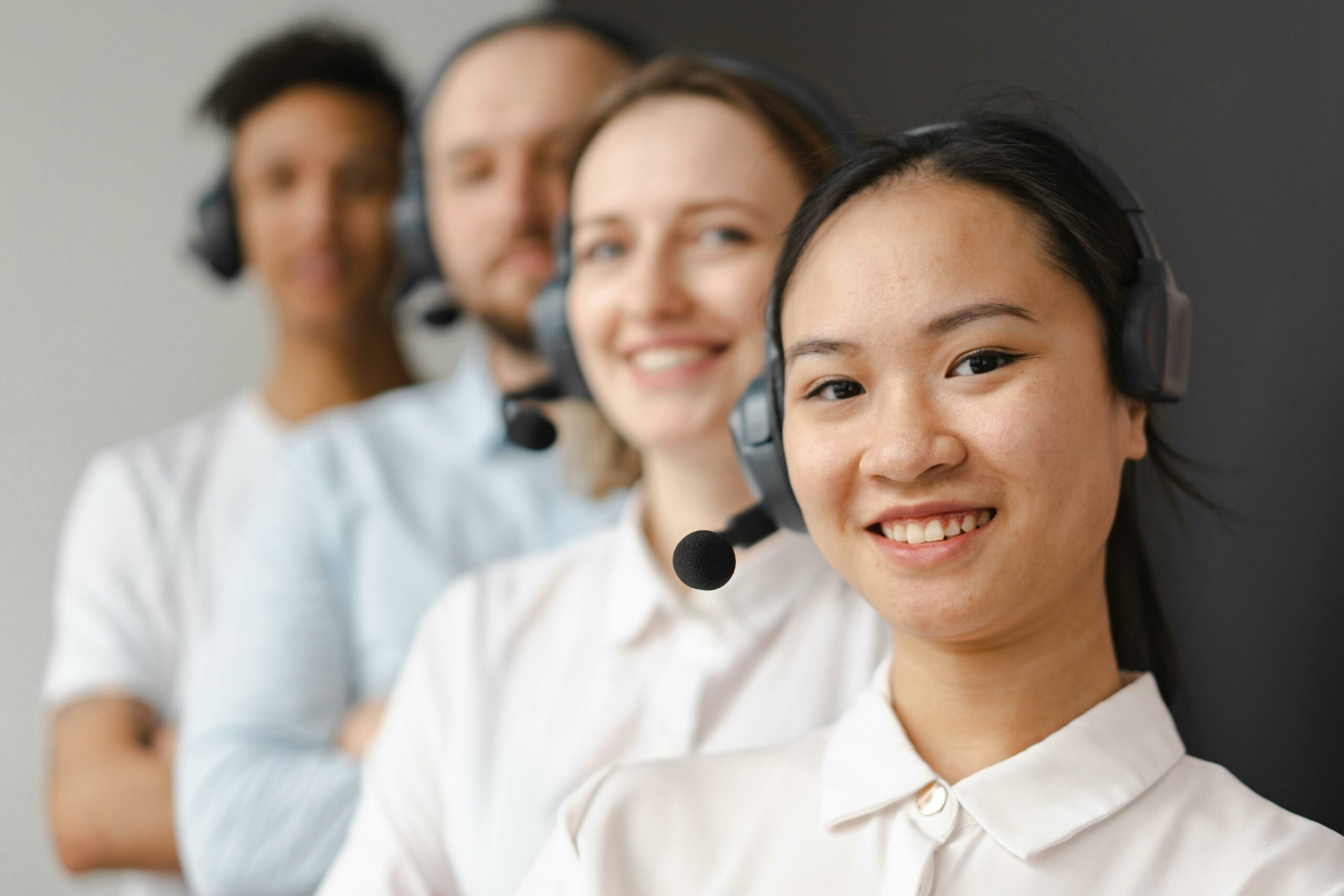 opérateurs au téléphone